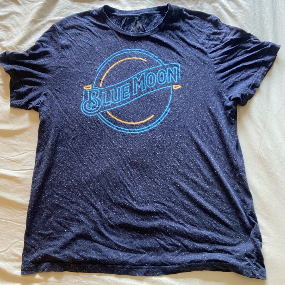 Blue Moon Graphic T-Shirt
